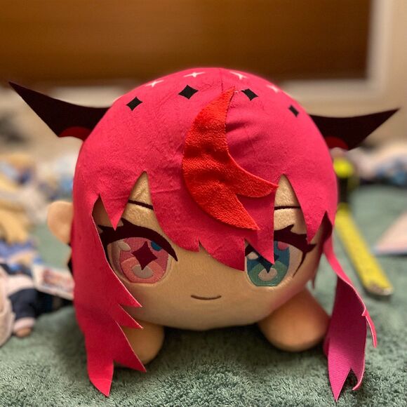 Hololive X Round 1 Collab Exclusive Flying Pose IRyS 14” Plush NWT Limited Editi - Picture 1 of 8
